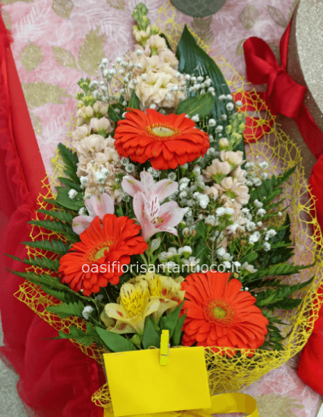 Fascio di fiori di stagione